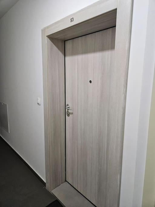 Milo Apartment Skopje Exterior photo