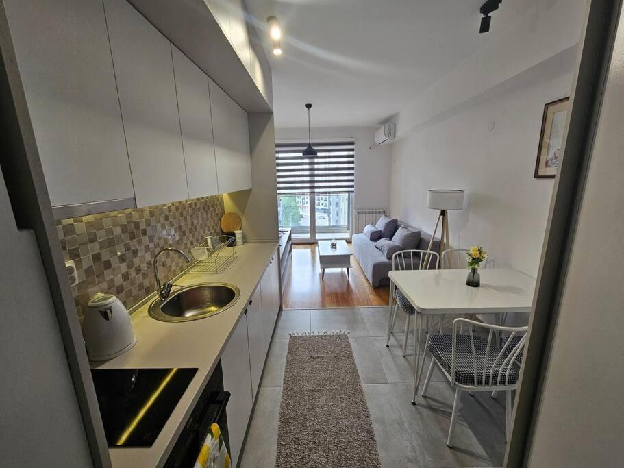 Milo Apartment Skopje Exterior photo